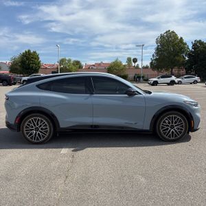 FORD MUSTANG MACH-E PREMIUM - 10