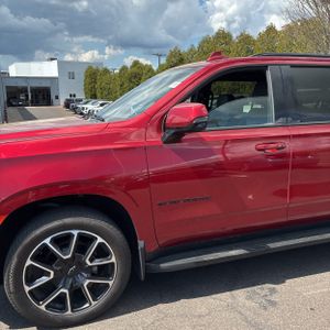 CHEVROLET SUBURBAN RST - 2