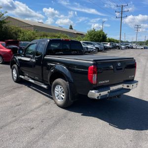 2017 Nissan FRONTIER SV photo 5