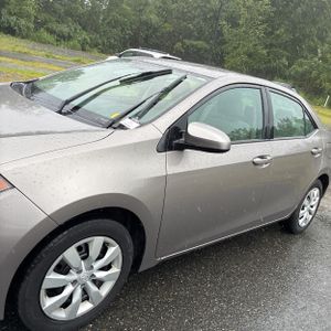 2015 Toyota COROLLA LE 照片 2