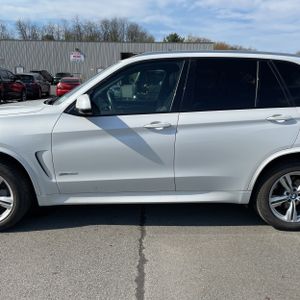 BMW X5 XDRIVE50I - 4