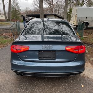 AUDI A4 2.0T PREMIUM - 6