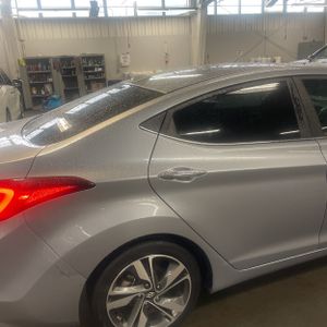 HYUNDAI ELANTRA LIMITED - 9