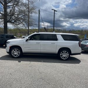 CHEVROLET SUBURBAN HIGH COUNTRY - 3
