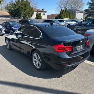BMW 330I XDRIVE - 5