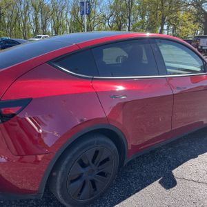 TESLA MODEL Y LONG RANGE - 9