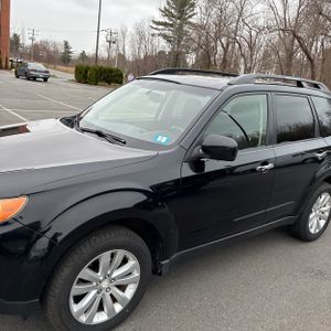 SUBARU FORESTER 2.5X PREMIUM - 2