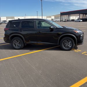 NISSAN ROGUE S INTELLIGENT AWD - 10