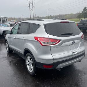 FORD ESCAPE SE - 5
