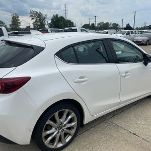 صورة 9 لـ 2015 Mazda MAZDA3 S GRAND TOURING