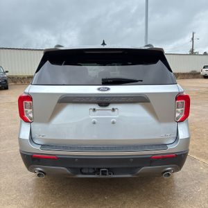 FORD EXPLORER XLT - 7