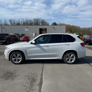BMW X5 XDRIVE50I - 3