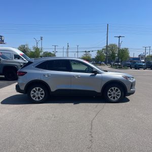 FORD ESCAPE ACTIVE - 10