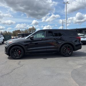 FORD EXPLORER ST - 3