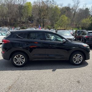 HYUNDAI TUCSON ECO - 10