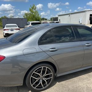 MERCEDES-BENZ E-CLASS - 9