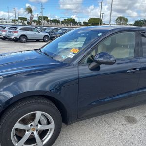 PORSCHE MACAN BASE - 2