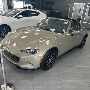 MAZDA MX-5 MIATA RF GRAND TOURING - 1