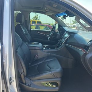 2018 Cadillac ESCALADE LUXURY — миниатюра 32