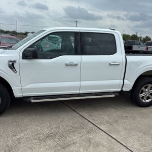 FORD F-150 XLT - 4