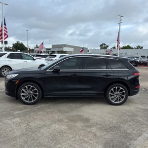 LINCOLN CORSAIR GRAND TOURING - 3