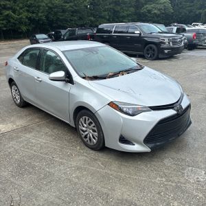 2018 Toyota COROLLA LE thumbnail 12