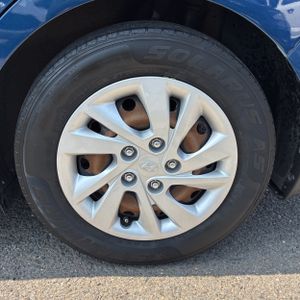 2019 Hyundai ELANTRA SE 缩略图 18