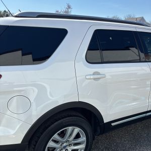 FORD EXPLORER XLT - 9