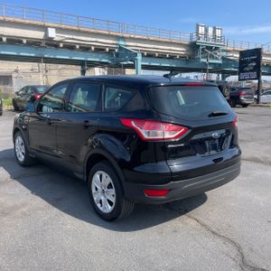 FORD ESCAPE S - 5
