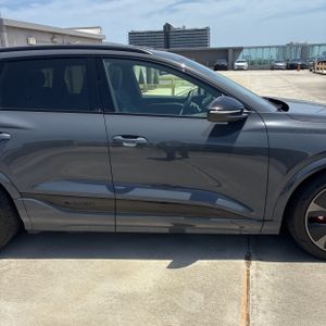 2025 AUDI SQ6 E-TRON PRESTIGE 缩略图 11