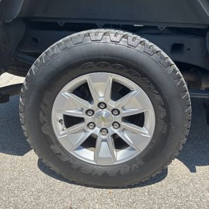2019 Chevrolet SILVERADO 1500 LT — миниатюра 17