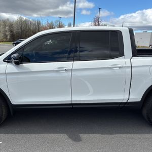 HONDA RIDGELINE BLACK EDITION - 4