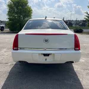 CADILLAC DTS STANDARD - 7