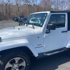 Jeep Wrangler Sahara - 2