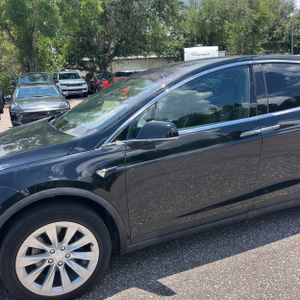 2018 Tesla MODEL X 75D 照片 2
