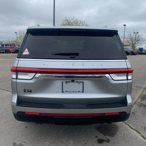 LINCOLN NAVIGATOR RESERVE - 7