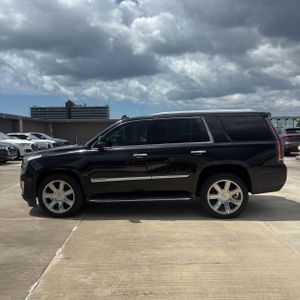 2017 Cadillac ESCALADE LUXURY 照片 3