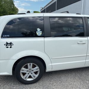 DODGE GRAND CARAVAN - 9