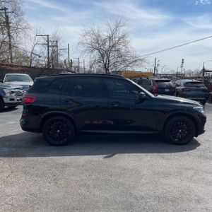BMW X5 M50I - 10