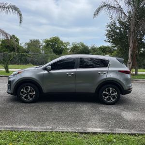 2020 KIA SPORTAGE LX photo 3