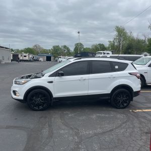 FORD ESCAPE SE - 3