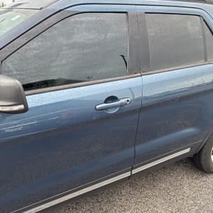 FORD EXPLORER XLT - 3