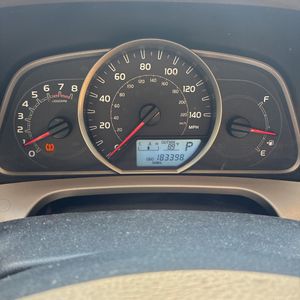 2013 Toyota RAV4 LE 照片 37