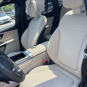 2026 Mercedes-BENZ GLC — миниатюра 31