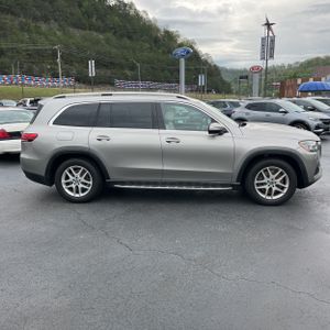 MERCEDES-BENZ GLS - 10