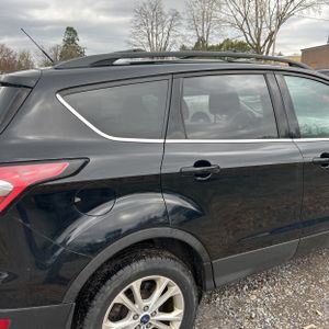 FORD ESCAPE SE - 9