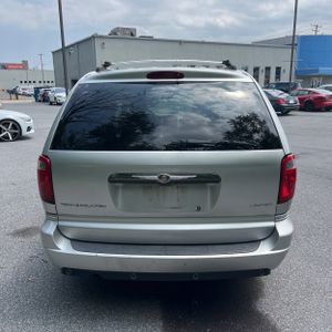 صورة 7 لـ 2005 Chrysler TOWN & COUNTRY LIMITED