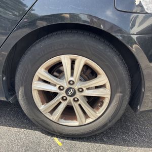 2013 Hyundai SONATA GLS thumbnail 17