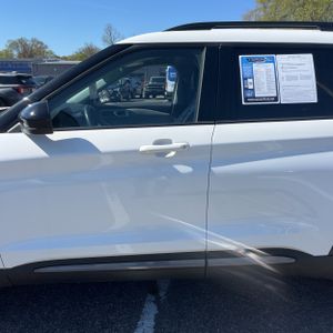 FORD EXPLORER XLT - 4