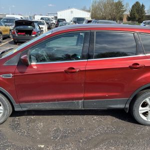FORD ESCAPE SE - 4